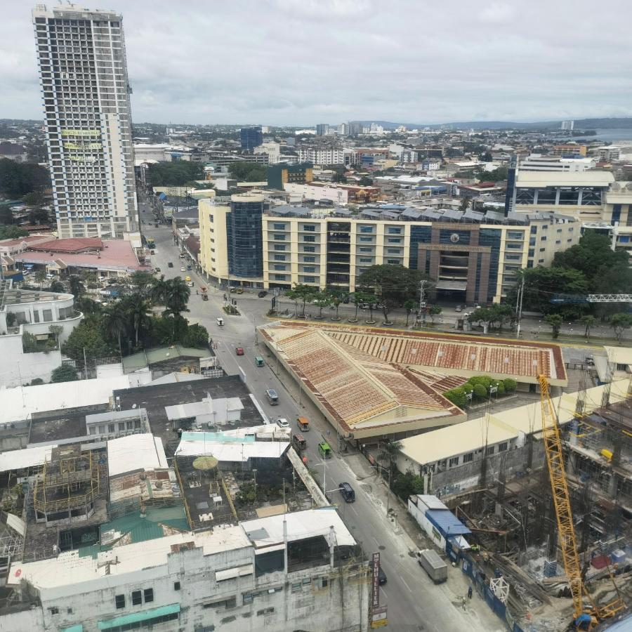 Avida Davao Condos, Downtown Cm Recto Avenue, Davao City エクステリア 写真